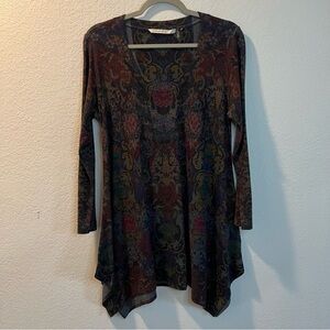 Women’s Soft Surroundings dark floral long sleeve tunic blouse size PS